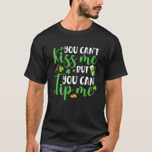Garçom De Garçonete De Camisa De Dia de São Patríc
