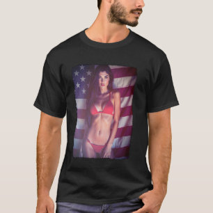 Garota Gostosa na Camiseta para Homens - Bandeira