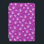 Garotas roxas borboletas cor-de-rosa capa de ipad<br><div class="desc">Perfeito para proteger a tela do ipad. Este original roxo brilhante e borboletas cor-de-rosa e uma caixa gráfica de coração é desenhada por Sarah Trett.</div>