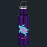 Garrafa A arte da aguarela da tartaruga nomeada bebe a<br><div class="desc">A tartaruga lunática original projetada bonito com um coração modelou o recipiente de bebidas da arte da aguarela do escudo para meninas. Personalize com sua própria escolha do nome lê atualmente Kaitlyn. Projetado exclusivamente por Sarah Trett.</div>