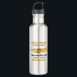 Garrafa Banda do Jogador de Trompete Personalizada Dourada<br><div class="desc">Esta garrafa de água de aço inoxidável banda de segundo grau de ouro personalizada moderna apresenta o nome de estudante e banda sob o instrumento de trompete. Personalize os membros de bandas de concerto, som eólico ou sintonia, ou o seu diretor, para obter um presente de manutenção da graduação do...</div>