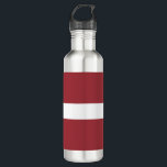 Garrafa Bandeira letã (Letónia)<br><div class="desc">Esta design é constituída pela bandeira nacional de Lativa (oficialmente conhecida como República da Letónia), que é um país da região do Báltico da Europa Norte. A Estônia faz fronteira com o norte, a Lituânia com o sul, a Rússia com o leste e a Bielorrússia com o sudeste; partilha também...</div>