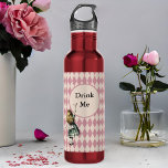 Garrafa Beba-me Alice no Wonderland Green Mauve Checkered<br><div class="desc">Adicione um pouco de Alice no País das Maravilhas com esta design. Ela mostra Alice chegando em direção às palavras "Beba-me" no centro com um padrão mauve de tabuleiro de xadrez ao seu redor. Este design adiciona um pouco de maravilha e humor do livro de histórias, com as adoráveis cores...</div>