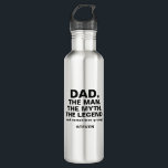 Garrafa Citação Engraçada da Legenda do Homem pai Personal<br><div class="desc">Adicione algum humor ao dia do seu pai e ajude a mantê-lo hidratado com este Pai Man Myth Legend Engraçado Cote água de aço inoxidável personalizada. É desenhado com a frase "pai o homem o mito da lenda" seguida de "e às vezes rabugento" em tipografia negra e negrito. O nome...</div>