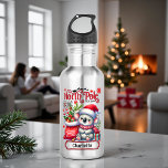 Garrafa Cute Koala Chirstmas Nome Personalizado<br><div class="desc">Garrafas de Água Feriada de Natal Personalizadas do Natal de Koala,  mostra um bonito Koala vestindo um chapéu e lenço de Papai Noel com um saco de Papais noeis. Perfeito para presentes de Natal,  festas de Natal e festas de Natal,  aniversários e muito mais. Criado pelo Evco Studio www.zazzle.com/store/evcostudio</div>
