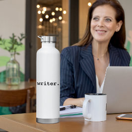 Garrafa de bebida isolada do gravador