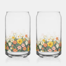 garrafa de vidro de café frio com flores