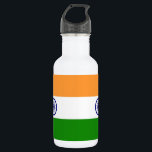 Garrafa Frasco de Libertação da Bandeira Indiana<br><div class="desc">Mantenha-se hidratado ao estilo com a nossa garrafa Liberty com a bandeira da Índia! Esta garrafa projetada de forma exclusiva é perfeita para aqueles que estão em movimento, permitindo que você expresse seu orgulho cultural enquanto aprecia suas bebidas favoritas. A vibrante design da Índia mostra com destaque as cores da...</div>