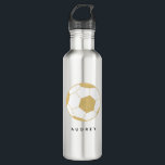 Garrafa Futebol Esporte Nome Personalizado Dourado Cinza G<br><div class="desc">Esta garrafa de água personalizada, com uma bola de futebol de ouro, vai encantar o amante do futebol (ou futebol) na sua vida. O texto é personalizável. Parte de uma coleção da Parcel Studios. * O detalhe da folha de ouro é simulado. A folha de alumínio real não será utilizada...</div>