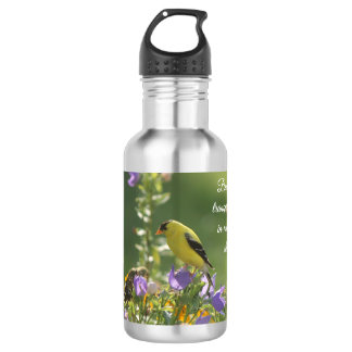 Garrafa Goldfinch em uma Flor Harebell