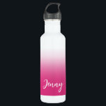 Garrafa Gradiente Rosa Quente Personalizado da Fúchsia<br><div class="desc">Bonito gradiente cor-de-rosa cor-de-rosa com fúchsia para a sua garrafa de água. Personalize o encantador roteiro de caligrafia para o nome dela.</div>