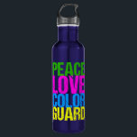 Garrafa Guarda-Colorida de Guarda de Cor do Peace Love<br><div class="desc">Um presente bonito de guarda colorido para alguém que faz a bandeira girando com a banda de marchar na escola. A Guarda Peace Love Color é escrita em verde,  rosa,  azul e laranja para os membros do corpo de bandeira.</div>