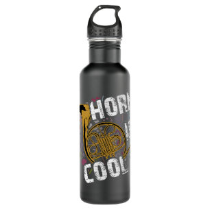 Garrafa Horn é a orquestra francesa legal marchando banda