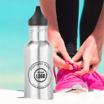 Garrafa Logotipo E Slogan Personalizados Da Empresa Com Pr<br><div class="desc">Personalize uma garrafa de água com esse modelo simples e minimalista e promova sua empresa ou empresa para aumentar os clientes potenciais e gerar mais vendas. Adicione seus detalhes, Todo estilo de texto, cores, tamanhos podem ser modificados para ajustado de suas necessidades. Se precisar de ajuda ou de itens correspondentes,...</div>