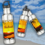 Garrafa Malecon Sunset 2441<br><div class="desc">Pintura "Malecon Sunset 2441" Coleção Beba mais água. Sua pele, cabelo, corpo e mente serão agradecidos. E agora, beba de uma garrafa de água totalmente personalizável e seu senso de estilo também o obrigado. Dang, hidratação nunca parecia tão boa! Design criou da minha pintura "Malecon Sunset 2441" capturando um belo...</div>