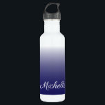 Garrafa Marinho ombre de gradiente personalizado azul<br><div class="desc">Marinho ombre de gradiente personalizado azul</div>