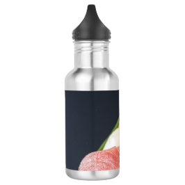 Garrafa Minimalist sushi elegance – nigiri sushi on bamboo