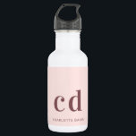 Garrafa minimalista do nome do monograma personalizado cor<br><div class="desc">Um ouro rosa feminino e feminino,  fundo rosa. Texto rosa dourado escuro. Personalize e adicione suas iniciais de monograma e seu nome.</div>
