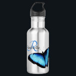 Garrafa Monograma de Borboleta Azul<br><div class="desc">Esta linda garrafa d'água,  design com uma borboleta azul impressionante,  com nome e nome iniciais,  tornaria o presente perfeito para almoços na escola,  a caixa de almoço de Combinação também disponível!</div>