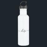 Garrafa Monograma Script Calliografia Nome simples<br><div class="desc">Este design pode ser personalizado na área fornecida pela alteração da foto e/ou do texto. Ou pode ser personalizado clicando em Personalizar este Modelo e, em seguida, escolhendo o clique para personalizar mais a opção e excluir ou alterar a cor do plano de fundo, adicionar texto, alterar a cor ou...</div>