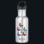 Garrafa Nome Personalizado de Pequenas Borboletas bonito<br><div class="desc">Garrafa de água que você pode personalizar com um nome ou outro texto. Projetado com borboletas elegantes e lisas em muitas cores brilhantes, como verde, laranja, azul, vermelho e rosa. Desenhos de temas florais adicionam um toque caprichoso.</div>