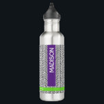 Garrafa Nome Personalizado Tumbler Térmico | Roxo Personal<br><div class="desc">Personalize este cilindro térmico de aço inoxidável com seu nome para uma garrafa de viagem de sotaque na moda púrpura. Mantém as bebidas quentes ou frias,  disponíveis em vários tamanhos,  com fácil personalização e envio rápido perfeitos para uso diário ou para presentes.</div>