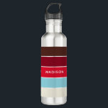 Garrafa Oh Nome Personalizado do Bloco de Cores do Cupcake<br><div class="desc">Este design colorido e moderno apresenta um padrão de blocos coloridos em tons de vermelho e azul com seu nome personalizado</div>