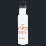 Garrafa Personalização da Tipografia Laranja do Coordenado<br><div class="desc">O Coordenador do Caos Orange Typografia Personalizada Water Bottle apresenta um simples design do texto "coordenador do caos" em um divertido roteiro de caligrafia laranja com seu nome personalizado abaixo. Personalize editando o texto na caixa de texto fornecida. Perfeito para aquela mãe ocupada, professor, gerente da equipe de esportes ou...</div>