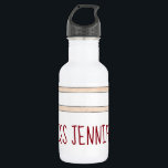 Garrafa Professor de dança do Balé Personalizado Barre Bal<br><div class="desc">Design de garrafa de água apresenta uma ilustração original de uma barra de estúdio de balé clássica. Simplesmente personalize com o nome do seu professor de dança ou dono de estúdio favorito para um presente de um tipo! Não vê o que está procurando? Precisa de ajuda para a personalização? Clique...</div>