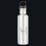 Garrafa Script de Troca de Nome e Monograma Dourado e Cinz<br><div class="desc">Monograma Dourado e Cinza moderno/Nome Frasco de Água de Aço Inoxidável. Tipo de letra combo. Trocar. Simples.</div>