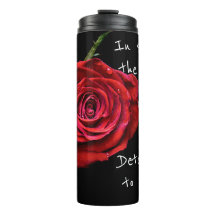 Apesar Do Tumbler Da Rosa vermelha Do Odds