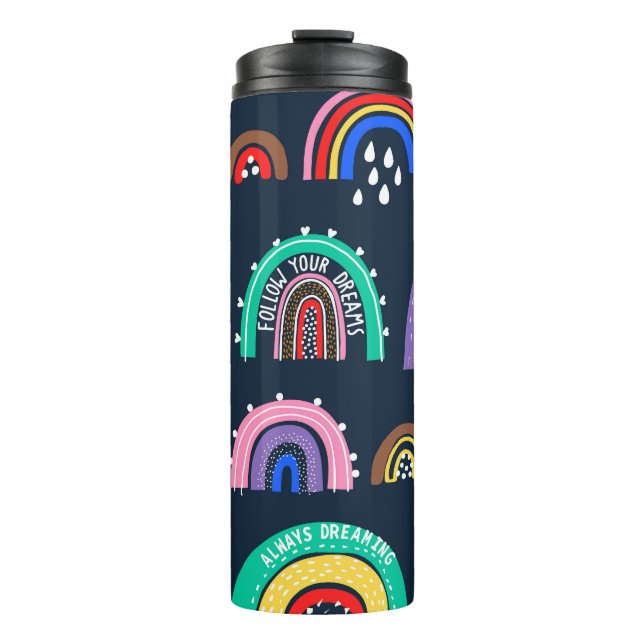 Garrafa Térmica Arco-íris no estilo escuro desenhado à mão. (Frente)