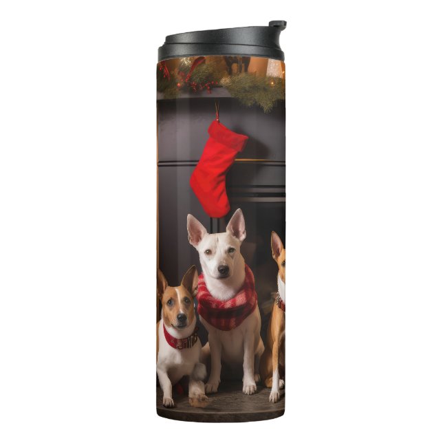 Garrafa Térmica Basenji em frente à Lareira Natal (Giro à esquerda)