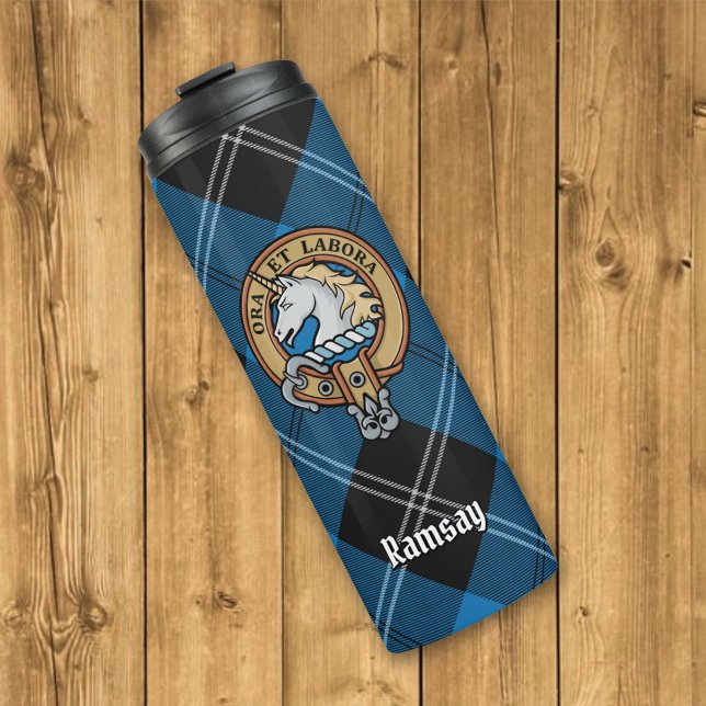 Garrafa Térmica Clan Ramsay Crest sobre Blue Hunting Tartan (Criador carregado)