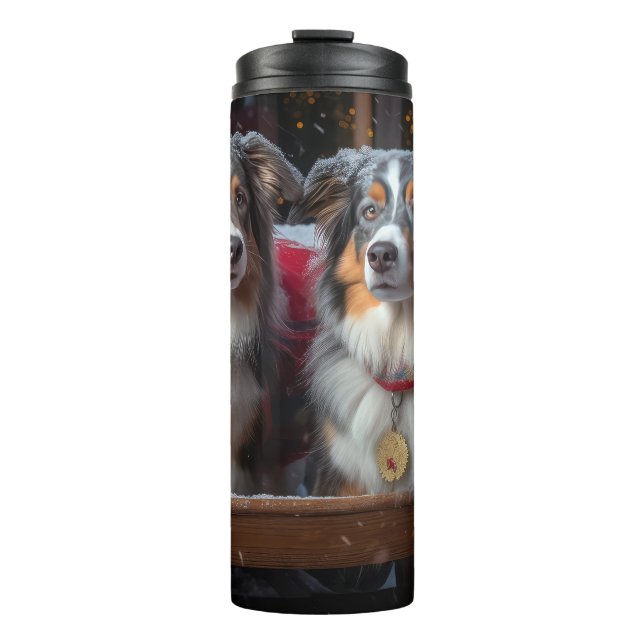 Garrafa Térmica Decoração de Natal Australian Shepherd Snowy Sleig (Frente)