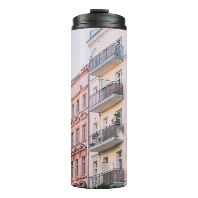 GARRAFA TÉRMICA  EDIFÍCIOS BRANCOS E DE TINTA (Frente)