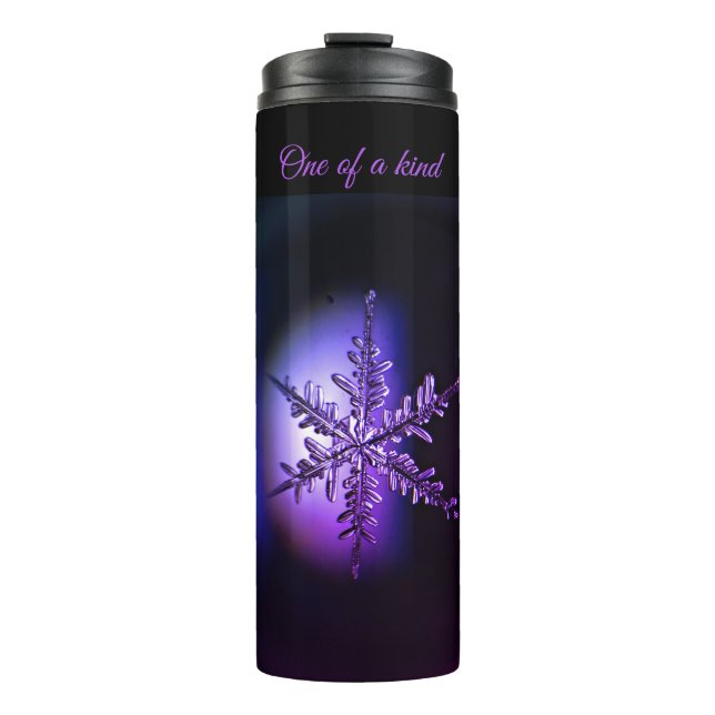 Garrafa Térmica Floco de neve roxo com tumbler térmico preto (Frente)