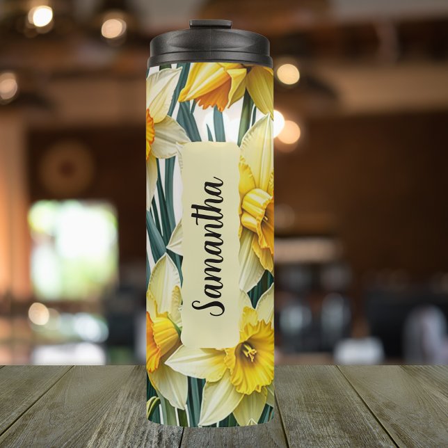 Garrafa Térmica Flor de Nascimento Personalizado em Março Daffodil (Personalized 20 oz thermal tumbler with the birth flower of March, the Daffodil)