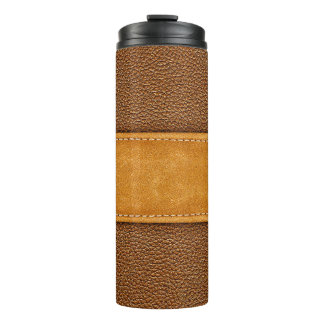 Garrafa Térmica Leather Luxe: Elegância Marrom Assustada