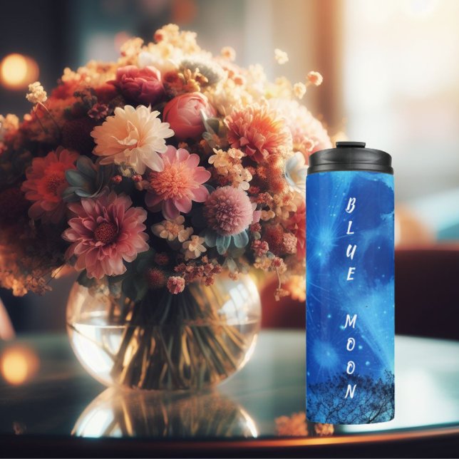 Garrafa Térmica Lua Super Azul no Céu (Criador carregado)