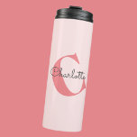 Garrafa Térmica Nome do Monograma Cor-de-rosa-rosa moderno<br><div class="desc">Um divertido monograma inclinado e design de tipografia de nome. Altere o nome e a inicial para personalizar.</div>