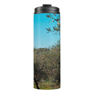 Garrafa Térmica Oliveiras na paisagem apuliana no outono. ag