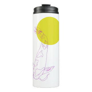 Garrafa Térmica Serene Swirls: Uma Jornada de Koi Minimalista