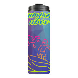 Garrafa Térmica Summer vibe o garoto surfando.