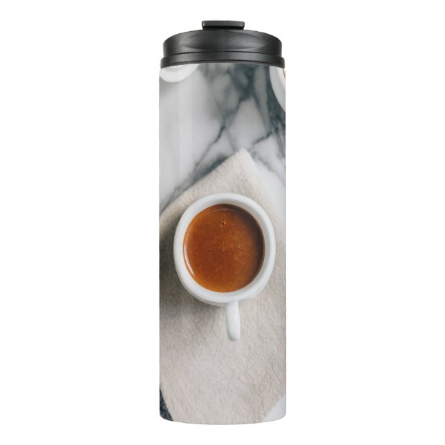 GARRAFA TÉRMICA  TEACUP DE CERAMIA BRANCA PREENCHIDO COM LÍQUIDO VE (Frente)