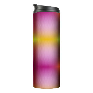 Garrafa Térmica Uma caneca de viagem com um design vibrante em gra
