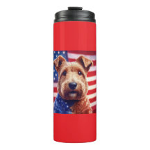 Welsh Terrier Com Bandeira Americana E Bandana