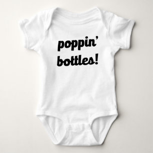 Garrafas! Camisa de bebê engraçada
