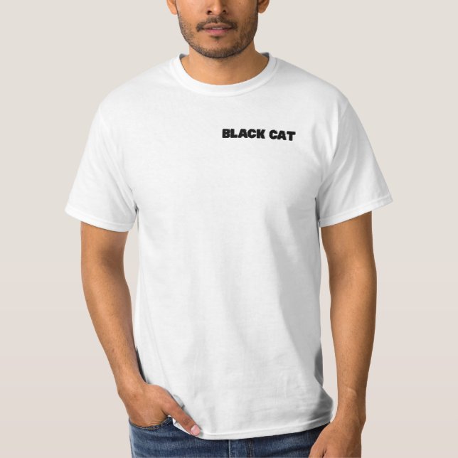 Gata Preta – Amigável com Escolha e Camiseta Engra (Frente)