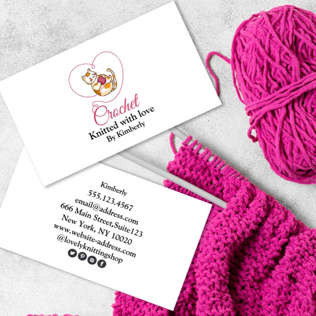 Gatinho com Cartão de visita de crochê cardíaco (Kitten with heart crochet Business Card #zazzlemade #kittenbusinesscard #crchetbusinesscard #cute)
